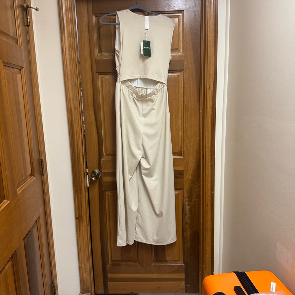 HALARA Cream Jumpsuit - Picture 5 of 8